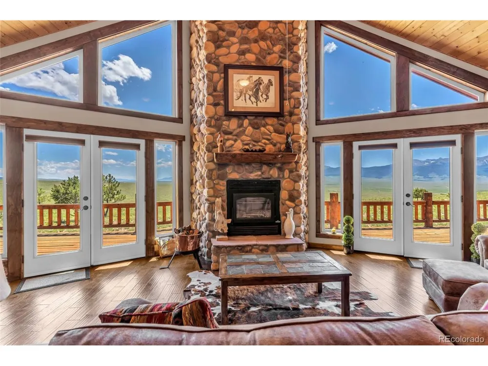 2100 County Road 310 Westcliffe, CO 81252