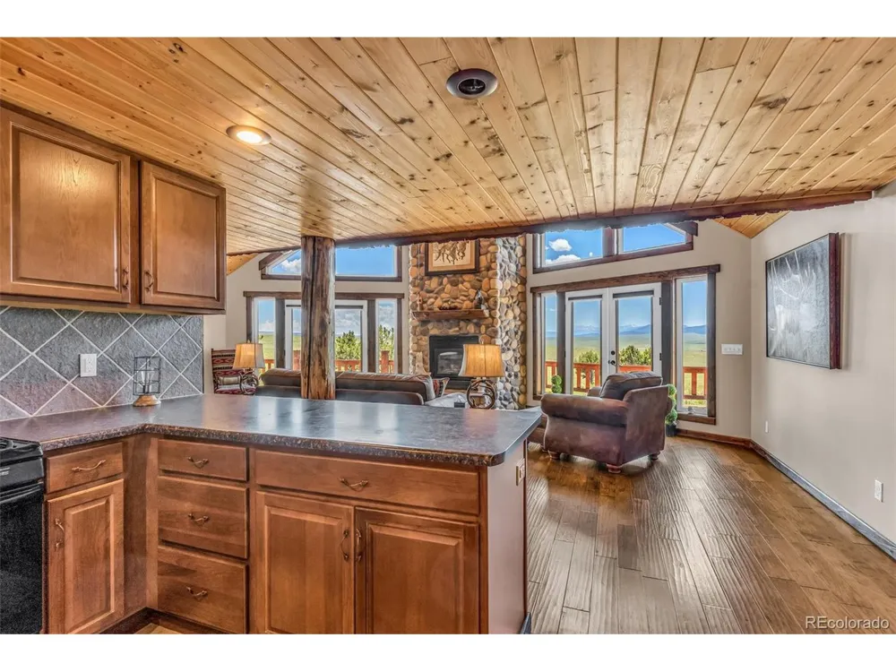2100 County Road 310 Westcliffe, CO 81252