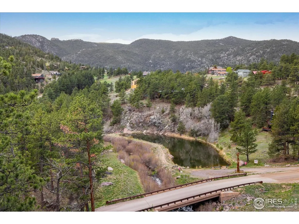 1289 Kiowa Road Lyons, CO 80540