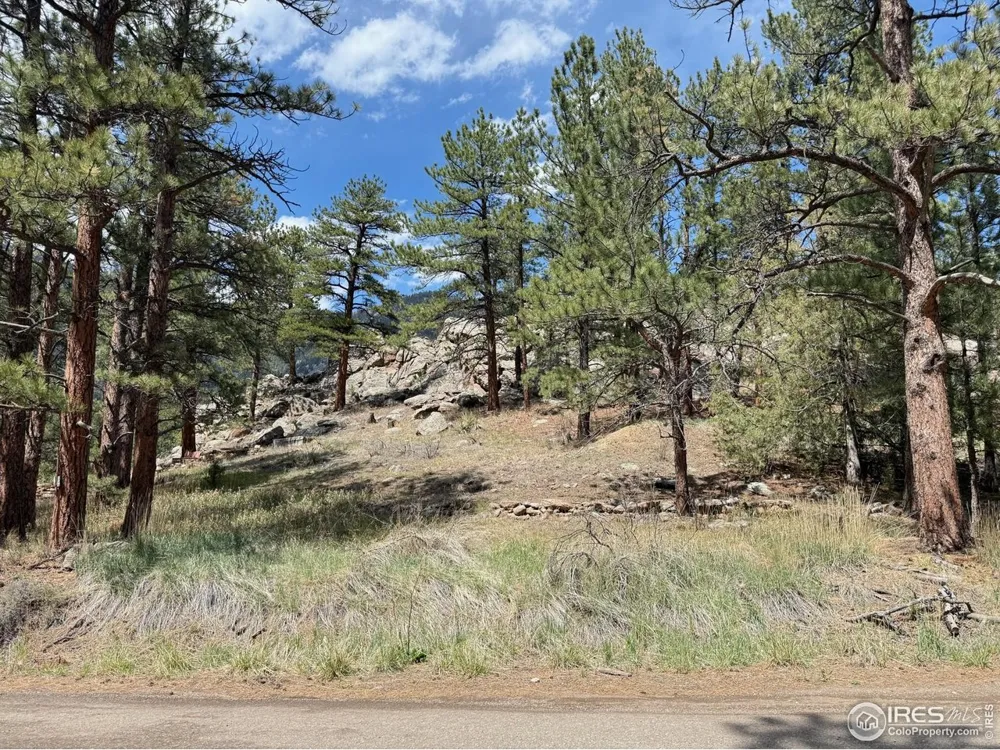 1289 Kiowa Road Lyons, CO 80540