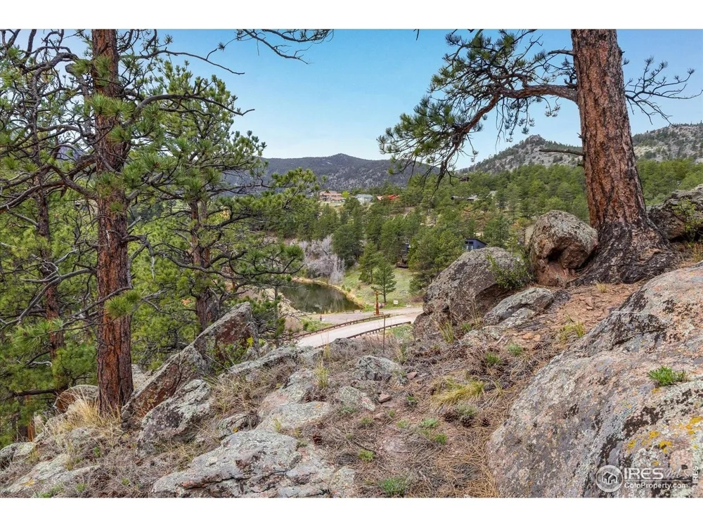 1289 Kiowa Road Lyons, CO 80540