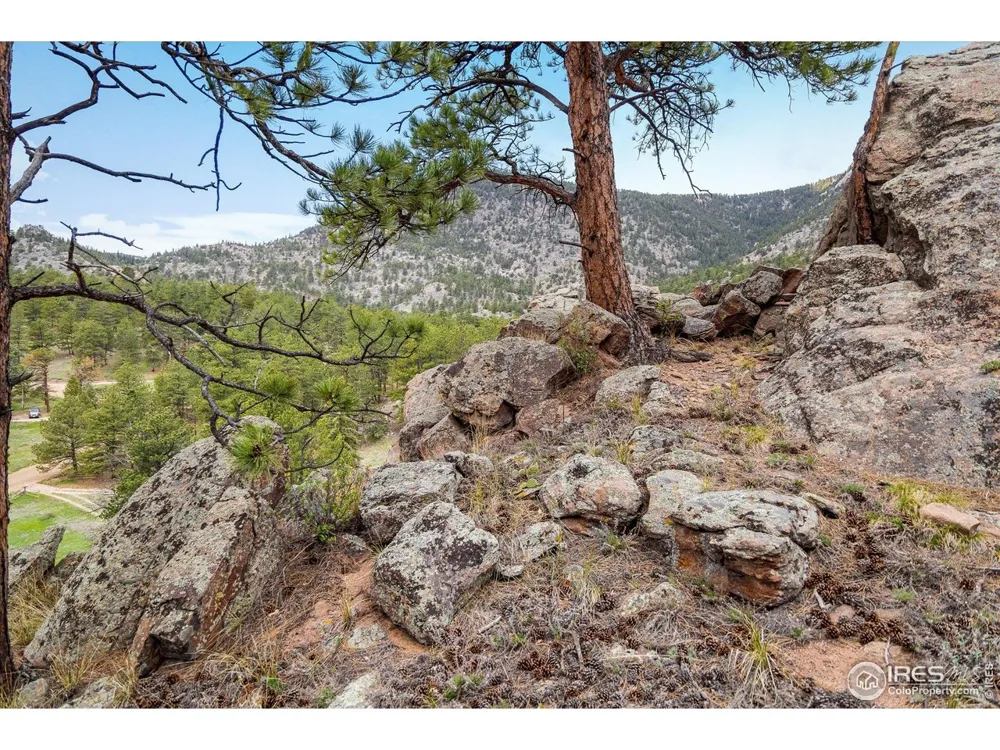 1289 Kiowa Road Lyons, CO 80540