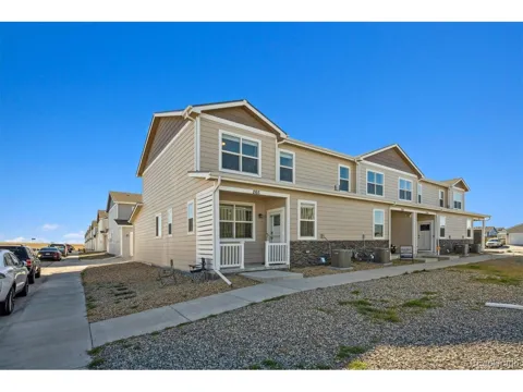 265 S 4th Court