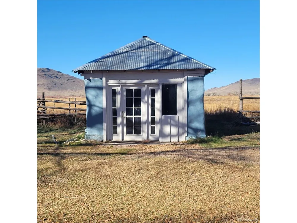 18899 County Road 28 Sanford, CO 81151
