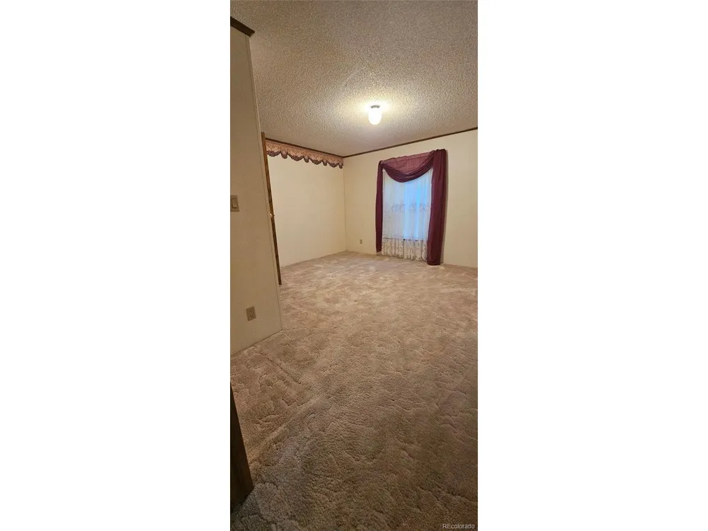 401 Iowa Avenue Seibert, CO 80834