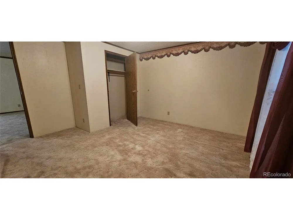 401 Iowa Avenue Seibert, CO 80834