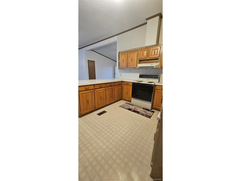 401 Iowa Avenue Seibert, CO 80834