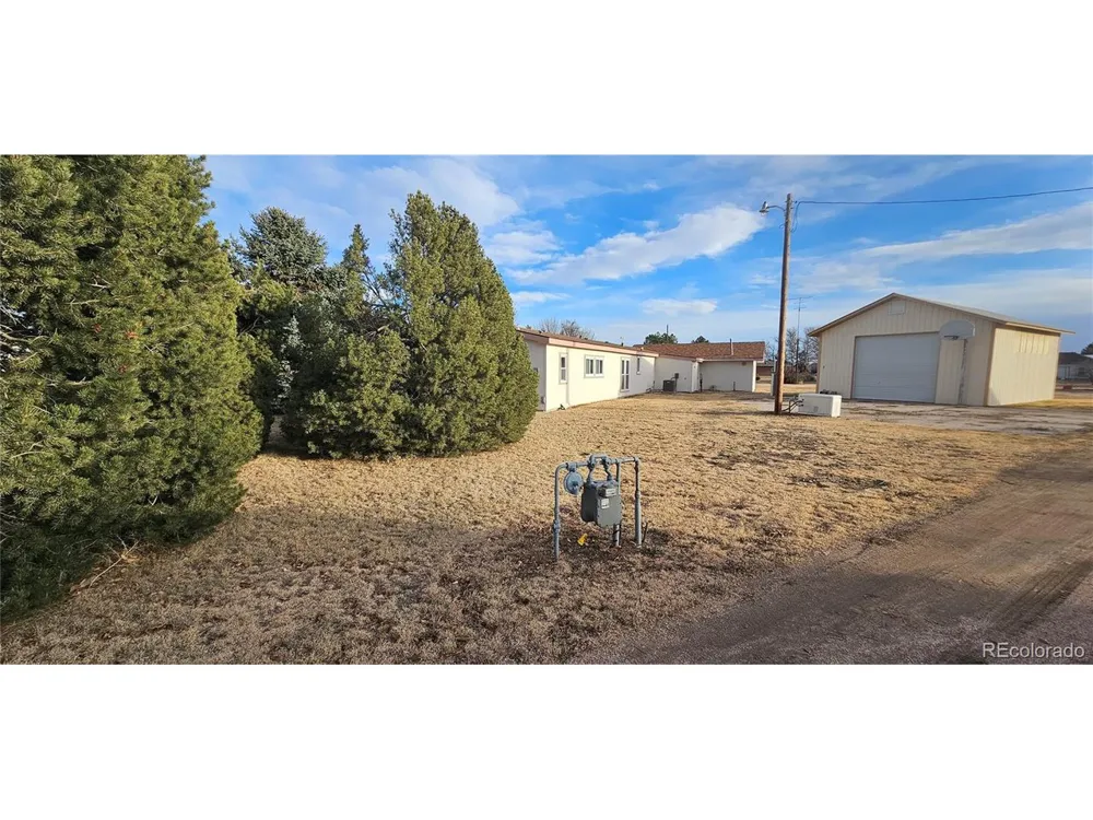 401 Iowa Avenue Seibert, CO 80834
