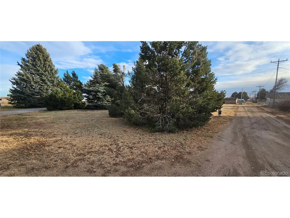 401 Iowa Avenue Seibert, CO 80834
