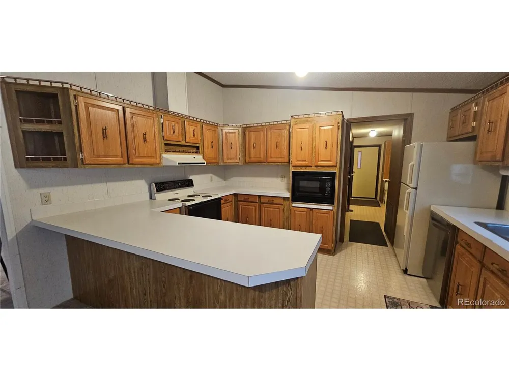 401 Iowa Avenue Seibert, CO 80834