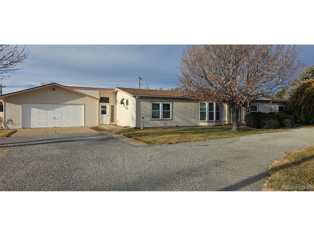 401 Iowa Avenue Seibert, CO 80834