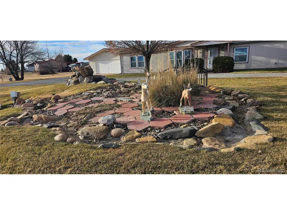 401 Iowa Avenue Seibert, CO 80834