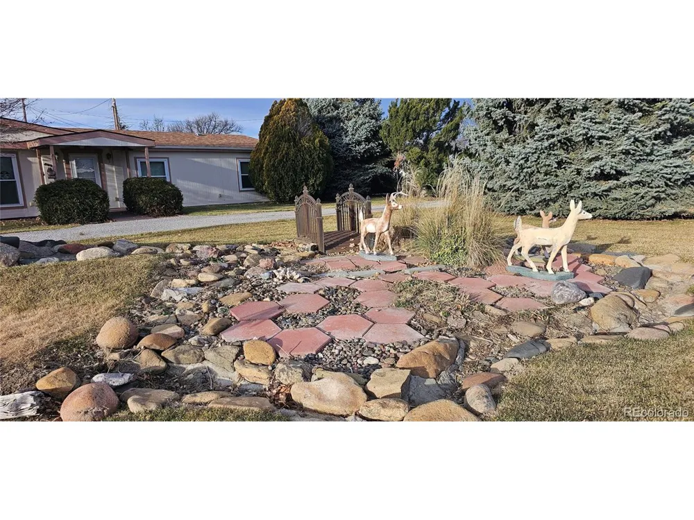 401 Iowa Avenue Seibert, CO 80834