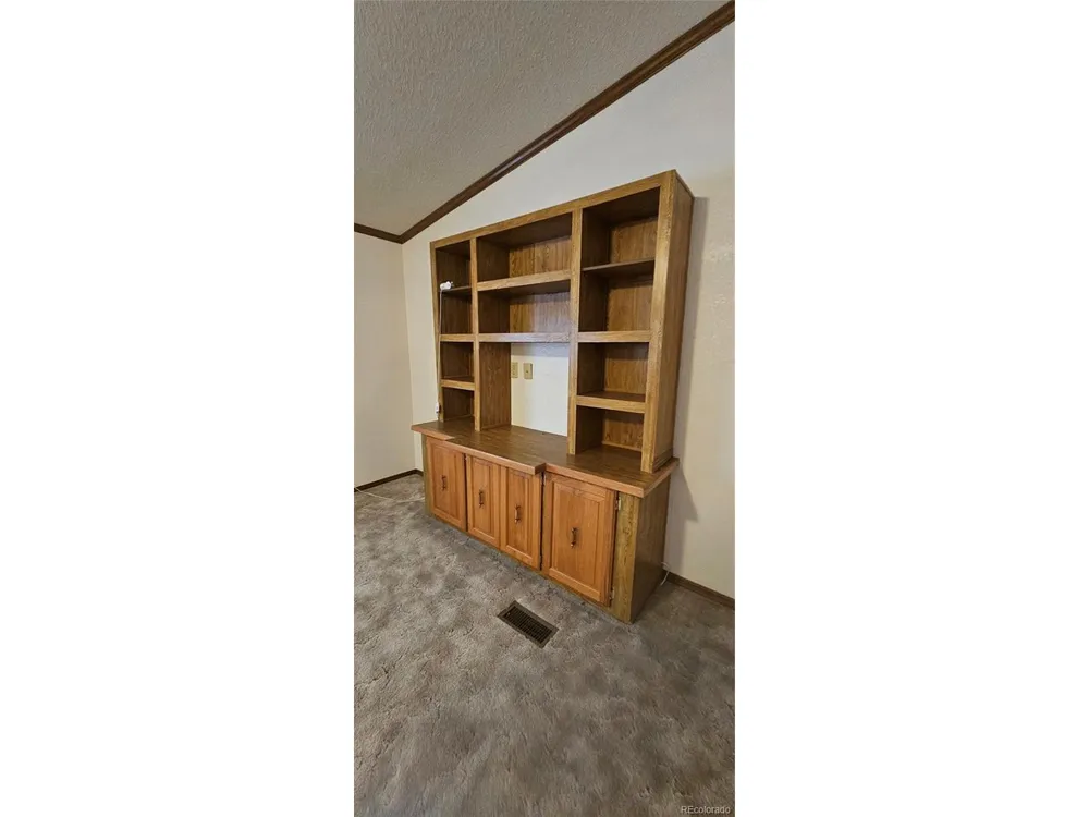 401 Iowa Avenue Seibert, CO 80834