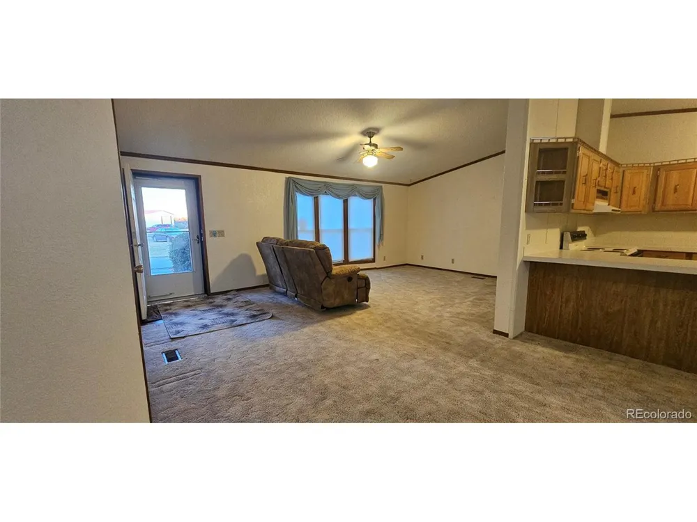 401 Iowa Avenue Seibert, CO 80834