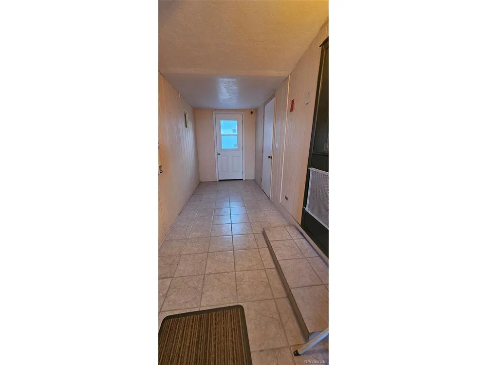 401 Iowa Avenue Seibert, CO 80834