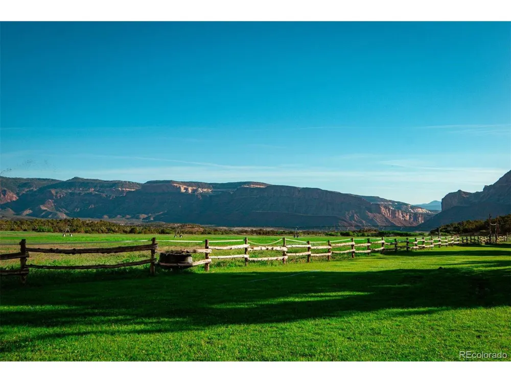 Address Not Shown Gateway, CO 81522