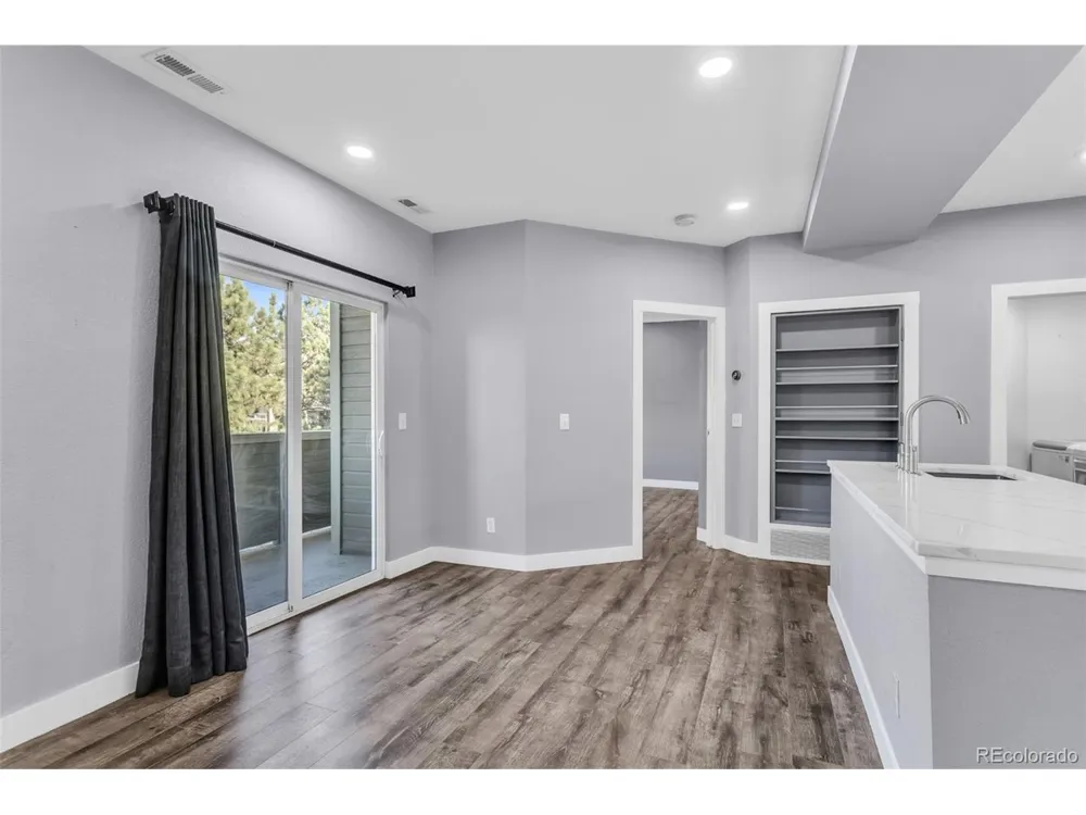 6001 S Yosemite Street #J208 Greenwood Village, CO 80111