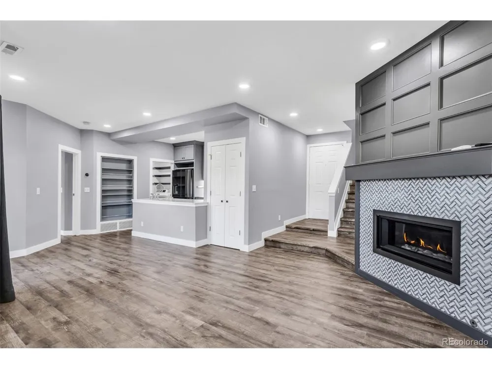 6001 S Yosemite Street #J208 Greenwood Village, CO 80111