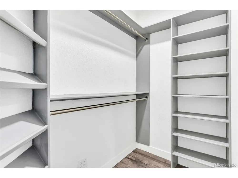 6001 S Yosemite Street #J208 Greenwood Village, CO 80111