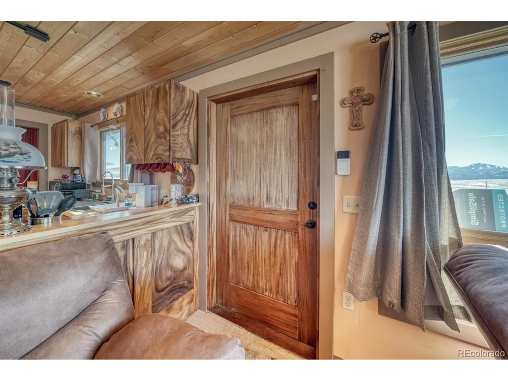 565 Pass Peak Drive Westcliffe, CO 81252