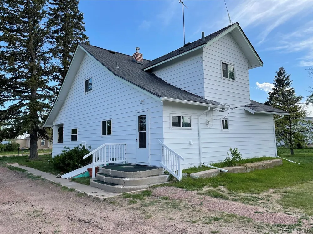 117 Lincoln Avenue Arriba, CO 80804