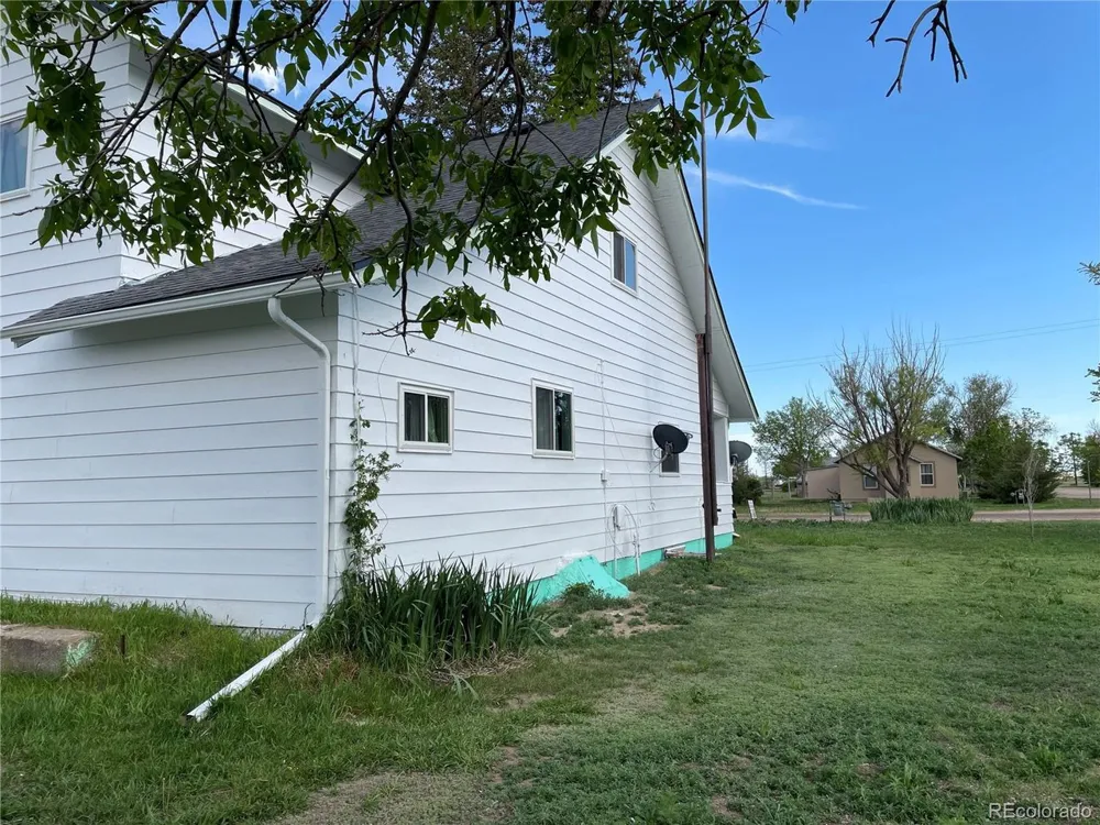 117 Lincoln Avenue Arriba, CO 80804