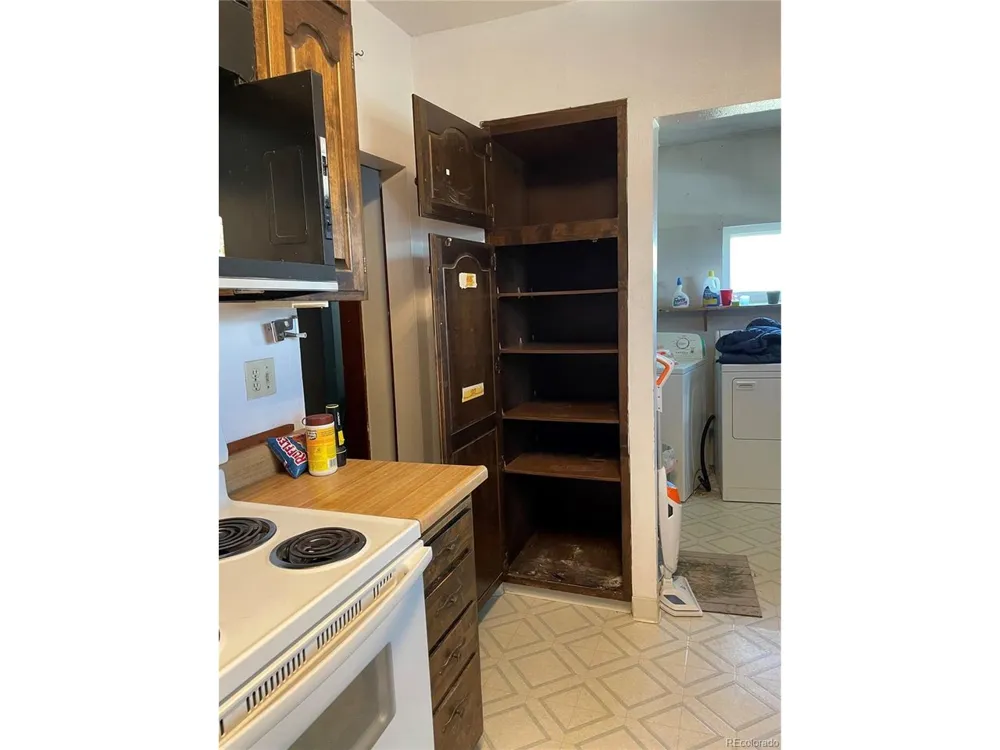 117 Lincoln Avenue Arriba, CO 80804