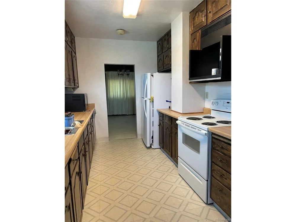 117 Lincoln Avenue Arriba, CO 80804