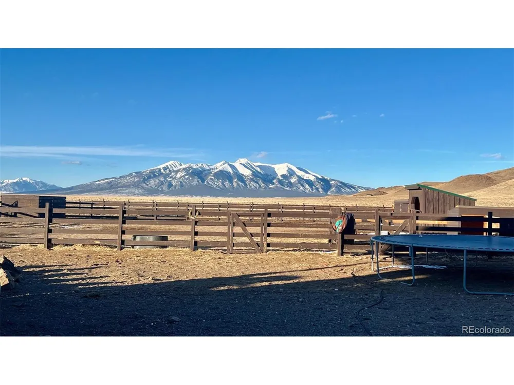 27028 Garo Park Drive Blanca, CO 81123