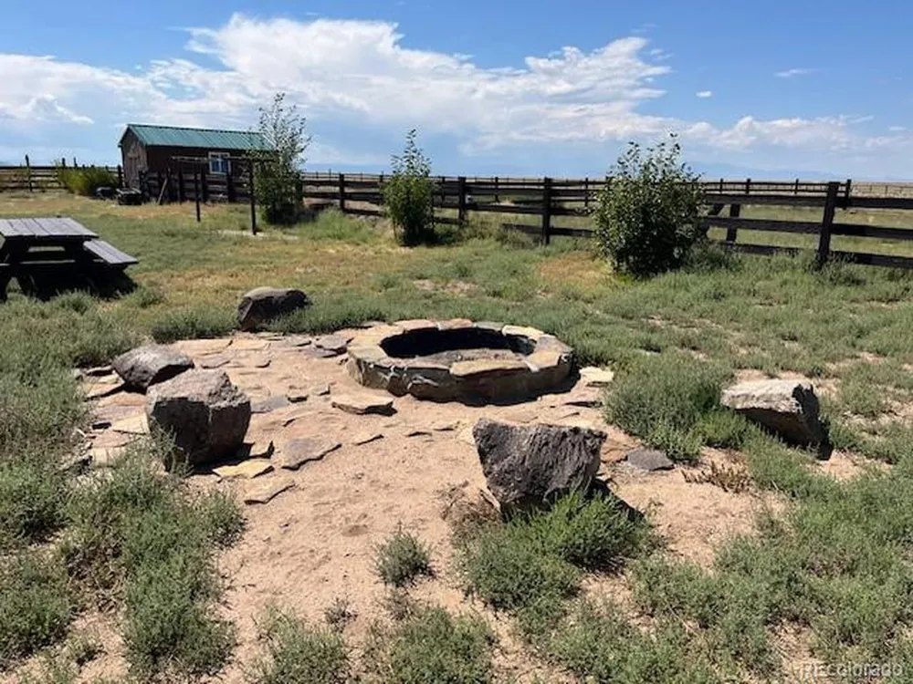 27028 Garo Park Drive Blanca, CO 81123