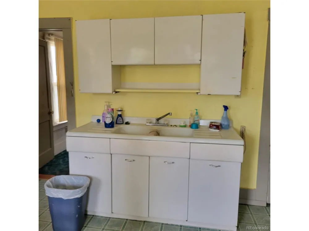 8600 Madison Hooper, CO 81136