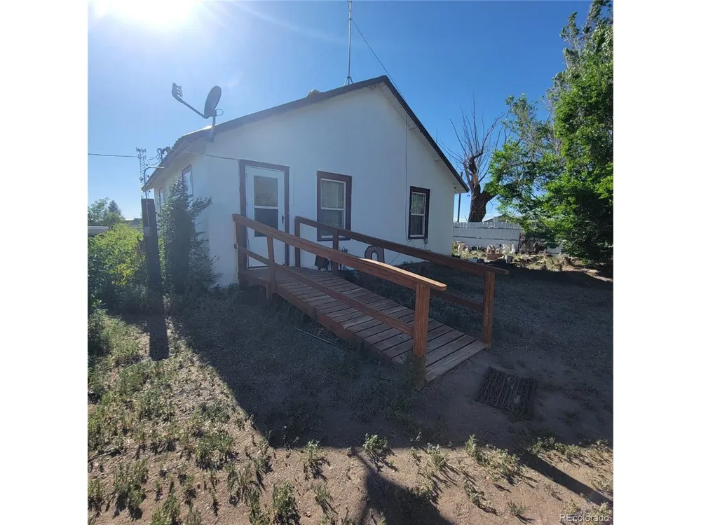 8600 Madison Hooper, CO 81136