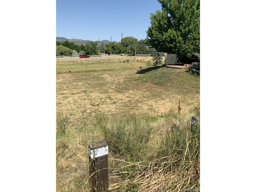 8329 S Carr Way Littleton, CO 80128