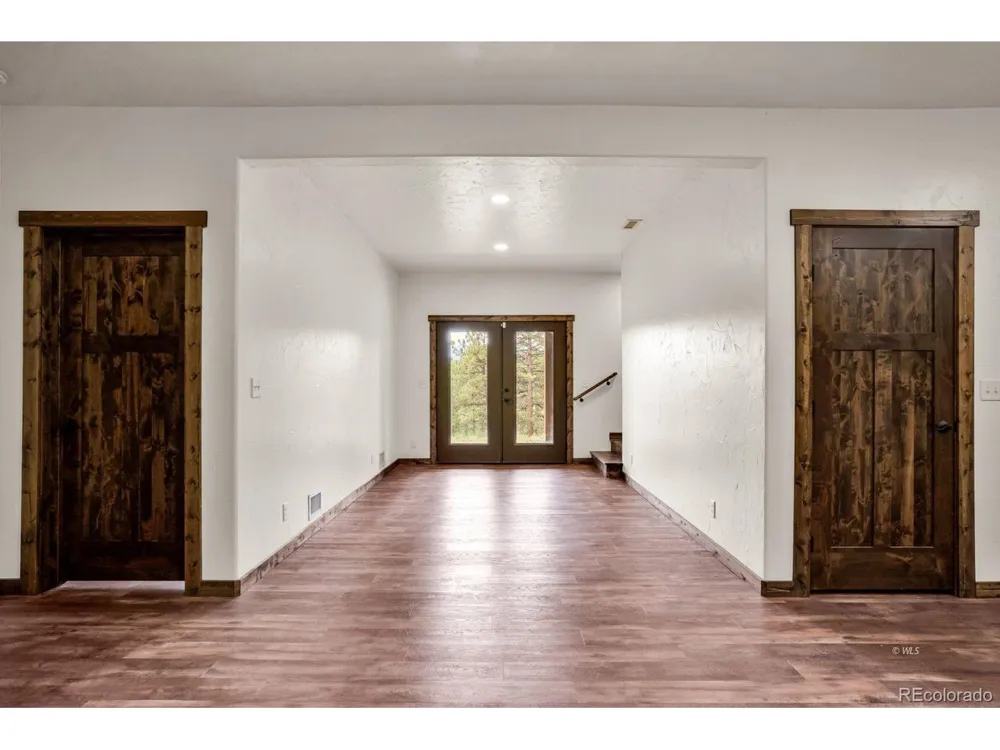 4513 County Road 323 Westcliffe, CO 81252