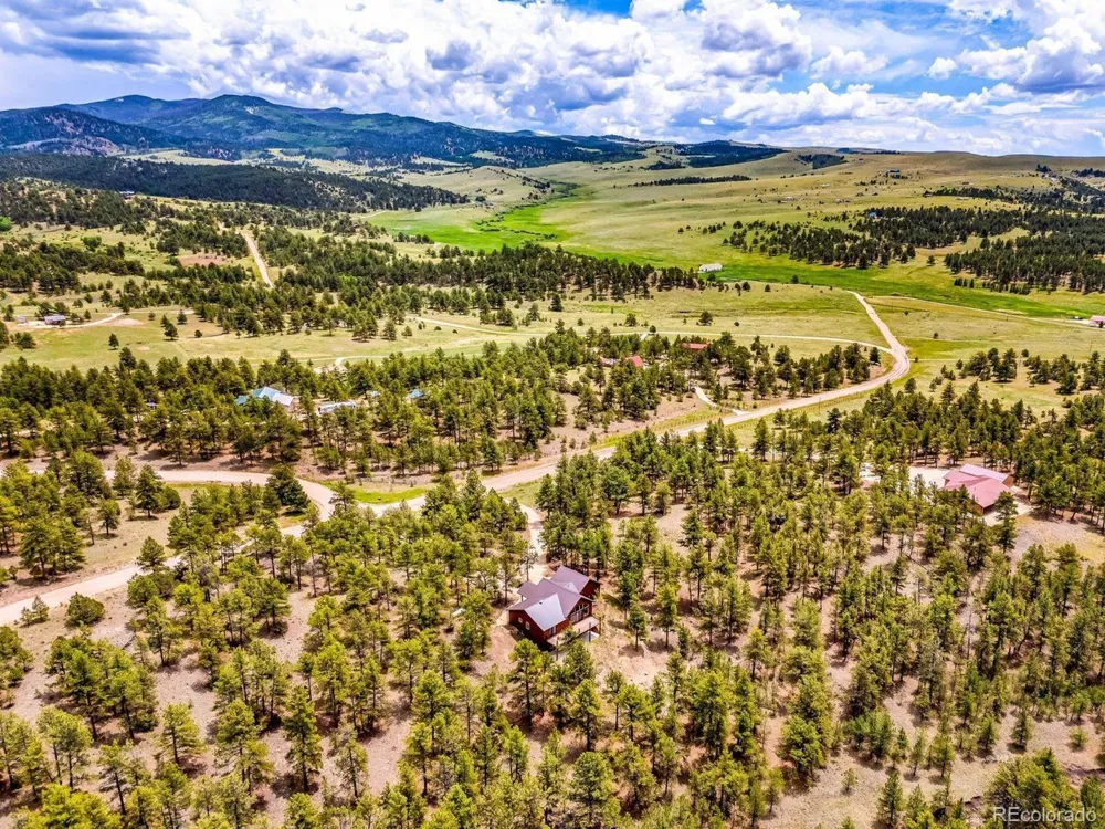 4513 County Road 323 Westcliffe, CO 81252