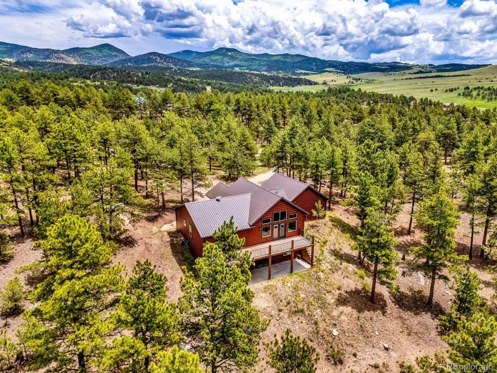 4513 County Road 323 Westcliffe, CO 81252