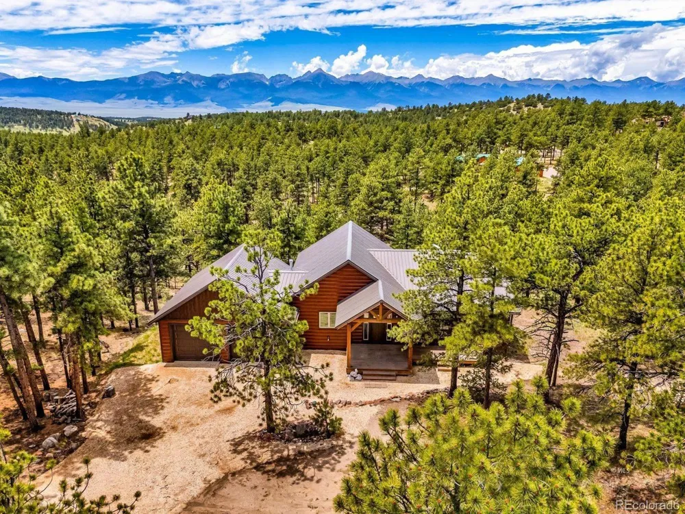 4513 County Road 323 Westcliffe, CO 81252