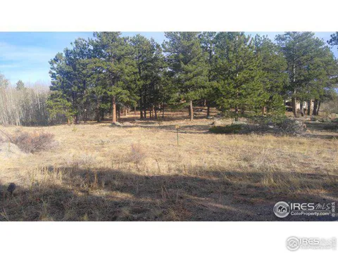 1 Fox Acres Drive W