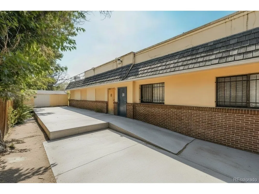 536 cherokee Denver, CO 80204
