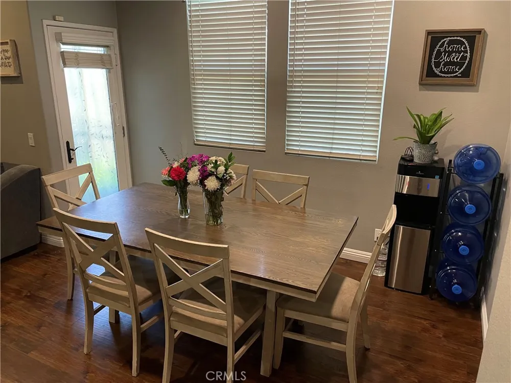 12450 Travanca Lane Eastvale, CA 91752