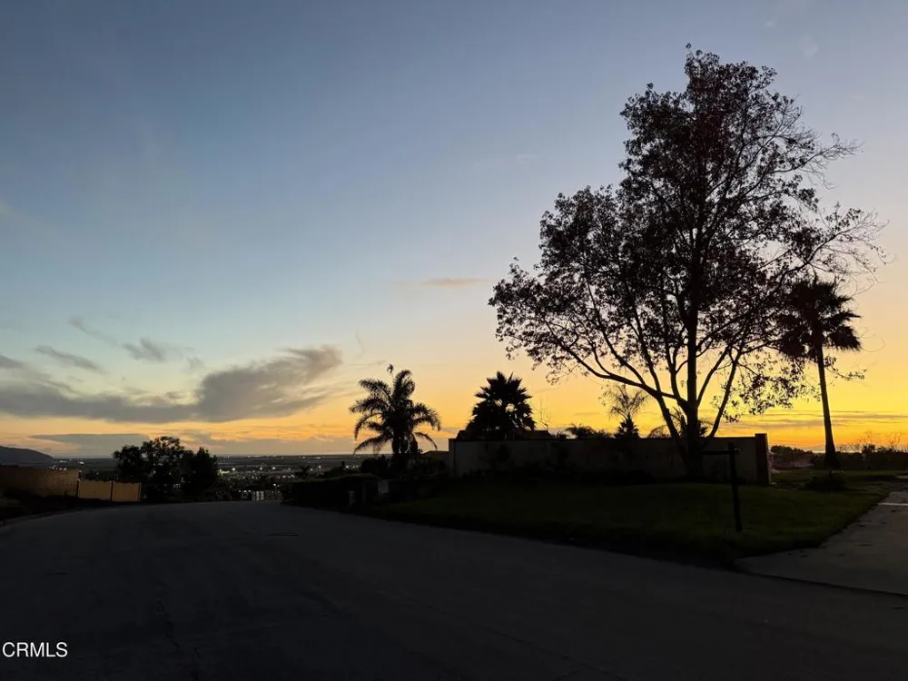 35 Estaban Drive Camarillo, CA 93010