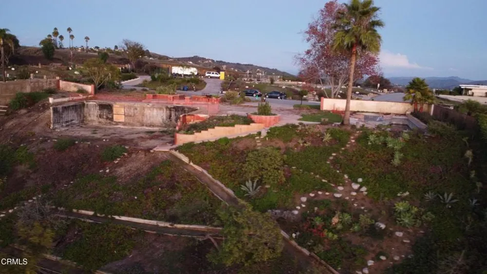 35 Estaban Drive Camarillo, CA 93010