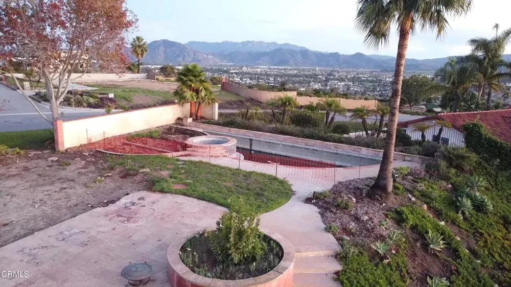 35 Estaban Drive Camarillo, CA 93010