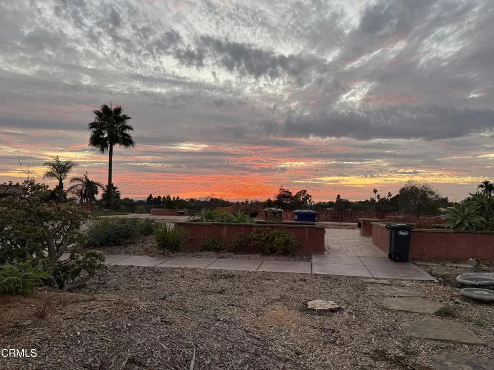 35 Estaban Drive Camarillo, CA 93010