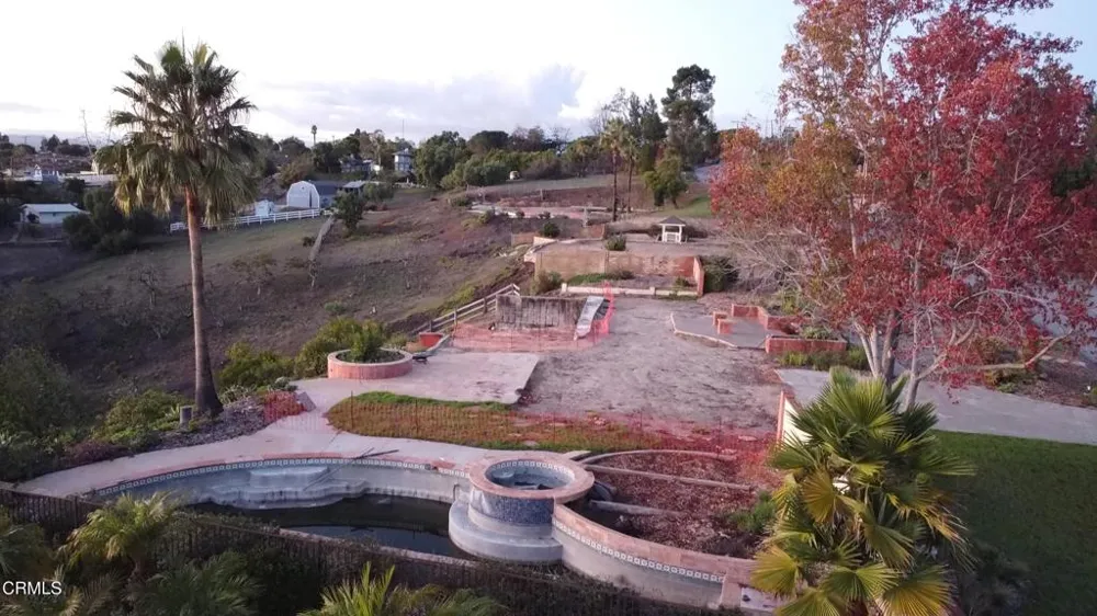 35 Estaban Drive Camarillo, CA 93010
