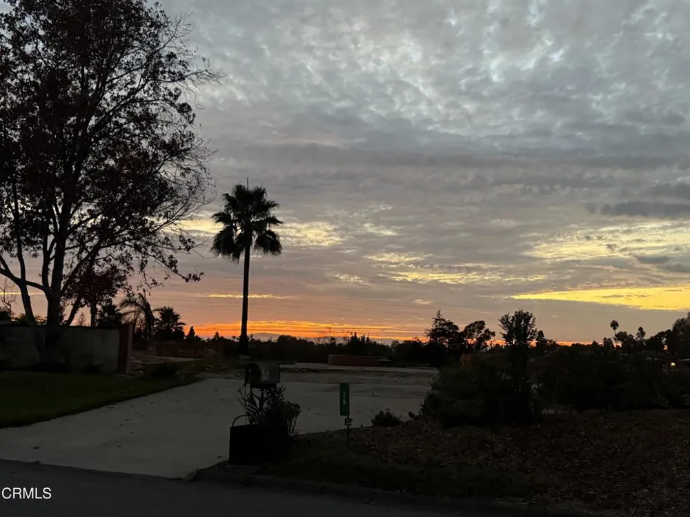 35 Estaban Drive Camarillo, CA 93010