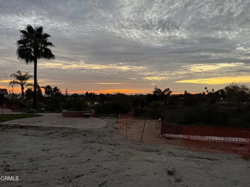 35 Estaban Drive Camarillo, CA 93010