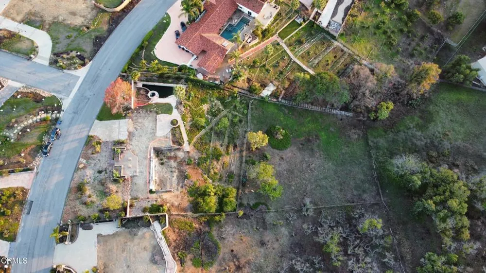 35 Estaban Drive Camarillo, CA 93010