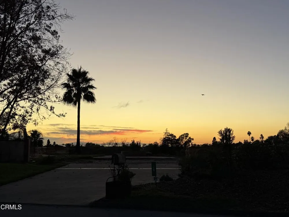 35 Estaban Drive Camarillo, CA 93010